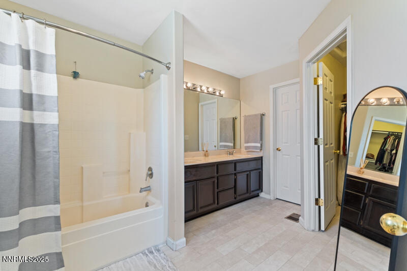 611 Annie Way master bath-1