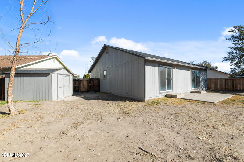 611 Annie Way backyard-2