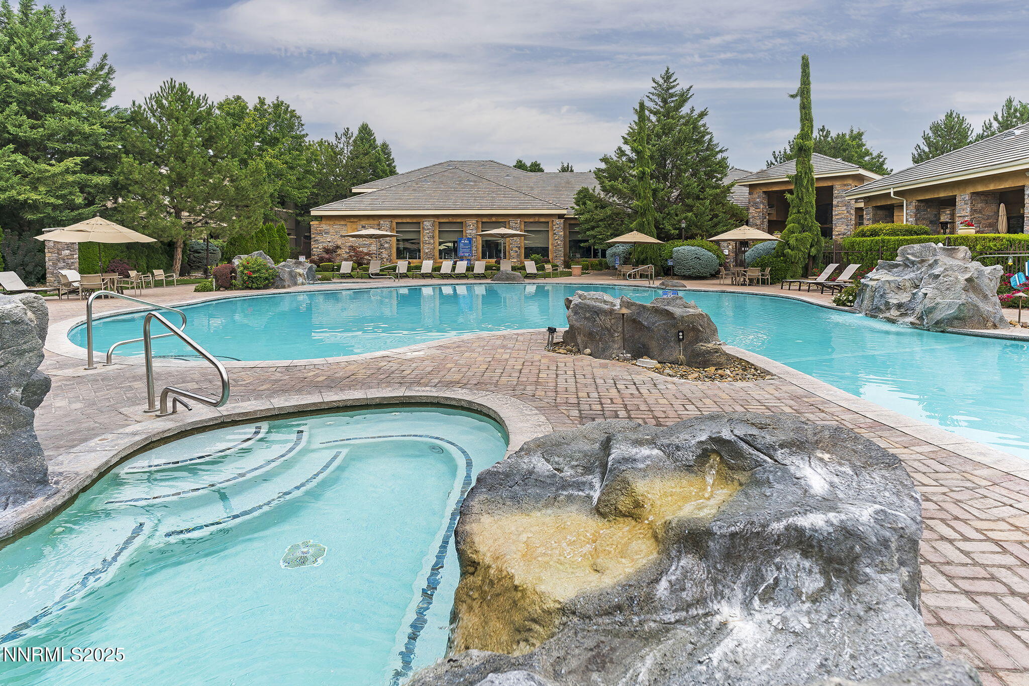 38-web-or-mls-900 S Meadows Pkwy Apt 432