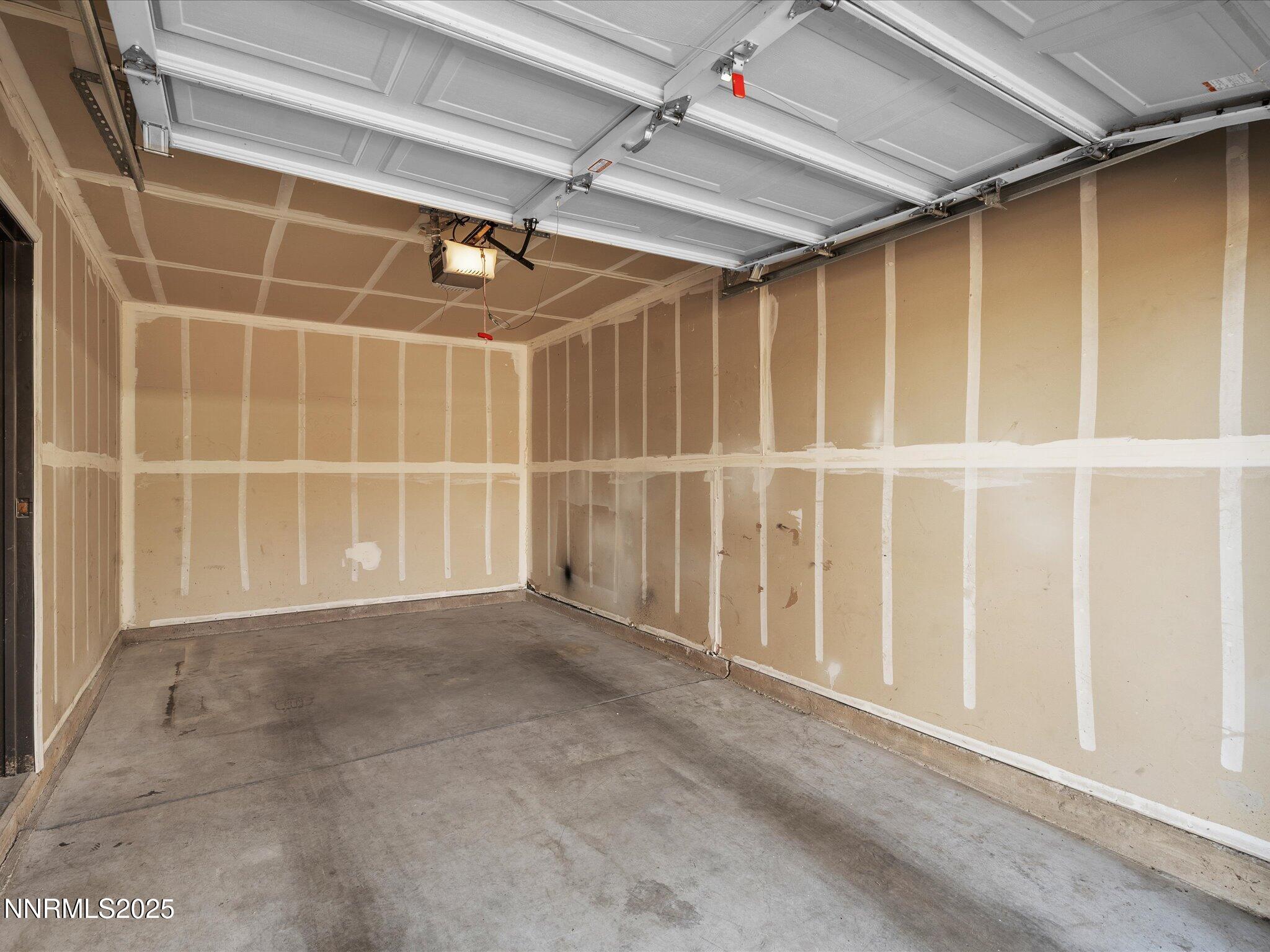 31-6850 Sharlands Ave-Unit L2066-130