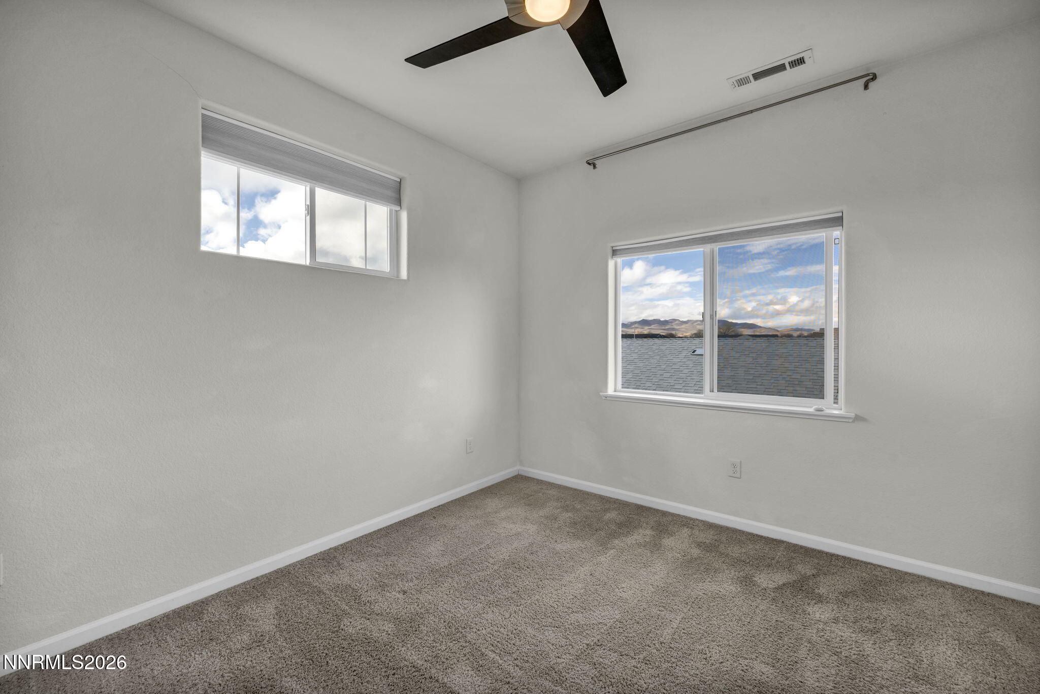 64-web-or-mls-2206-windrow-dr