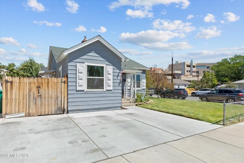 MLS: 260009782