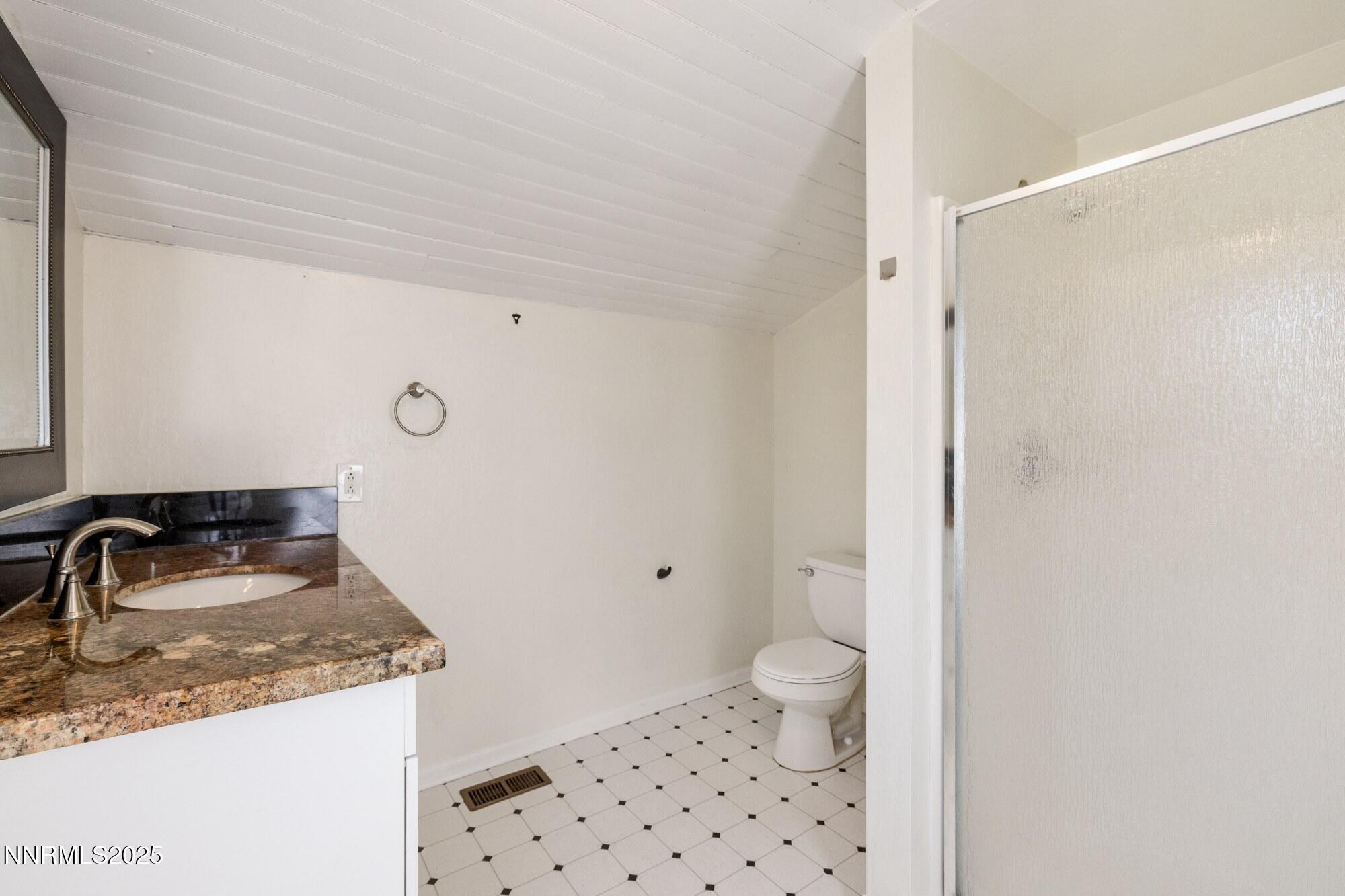 10th pic 7 primary bath