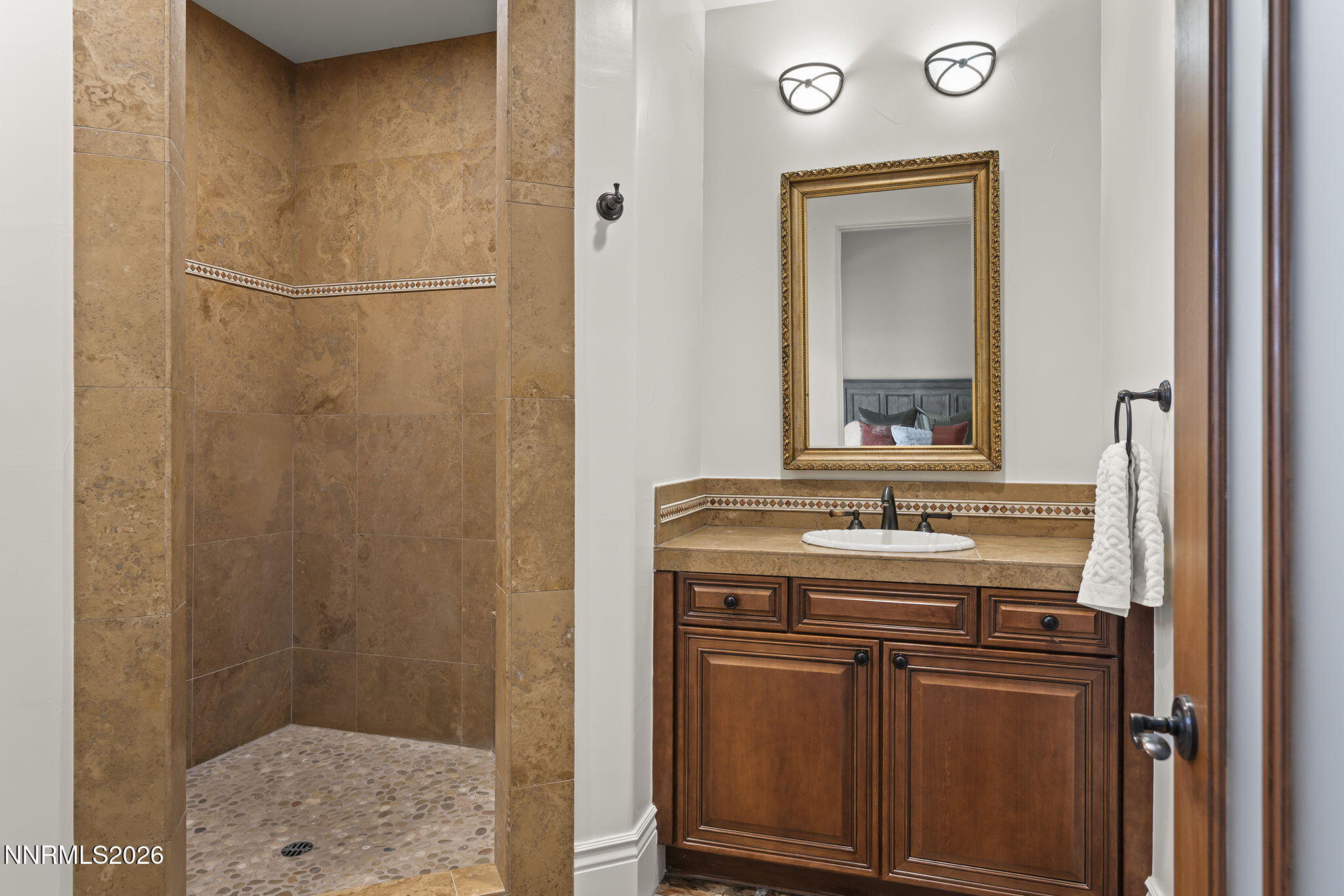 62-web-or-mls-_DSC8066