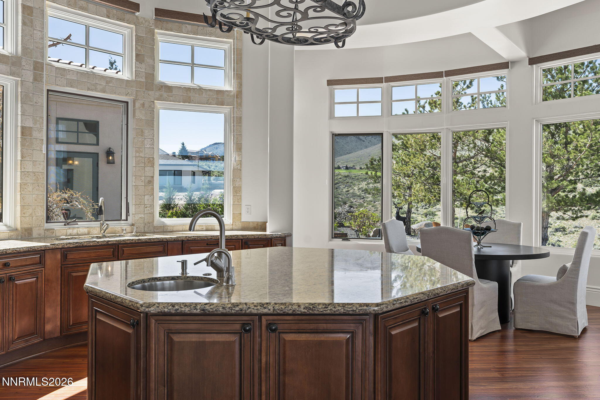 28-web-or-mls-_DSC7983