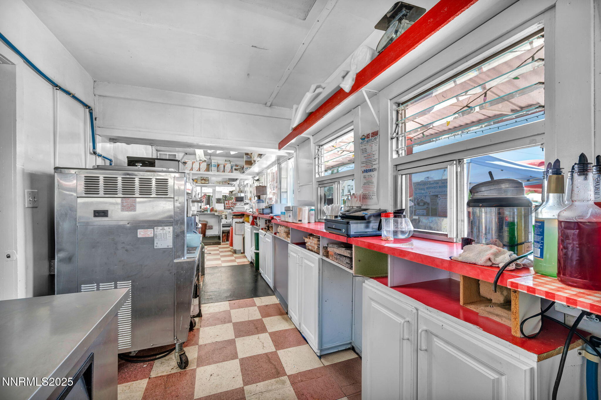 39-web-or-mls-198-main-st[1]