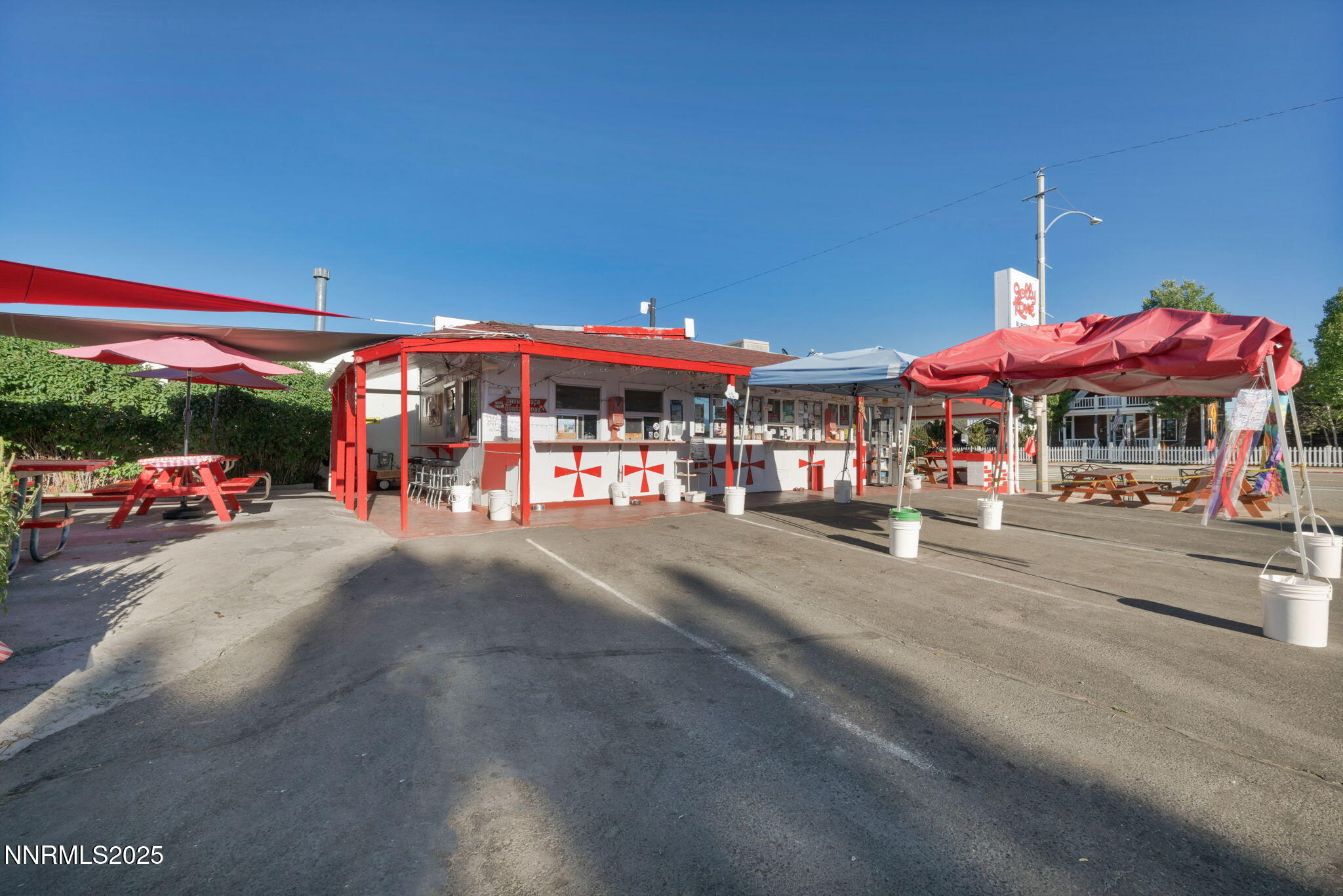 61-web-or-mls-198-main-st[1]