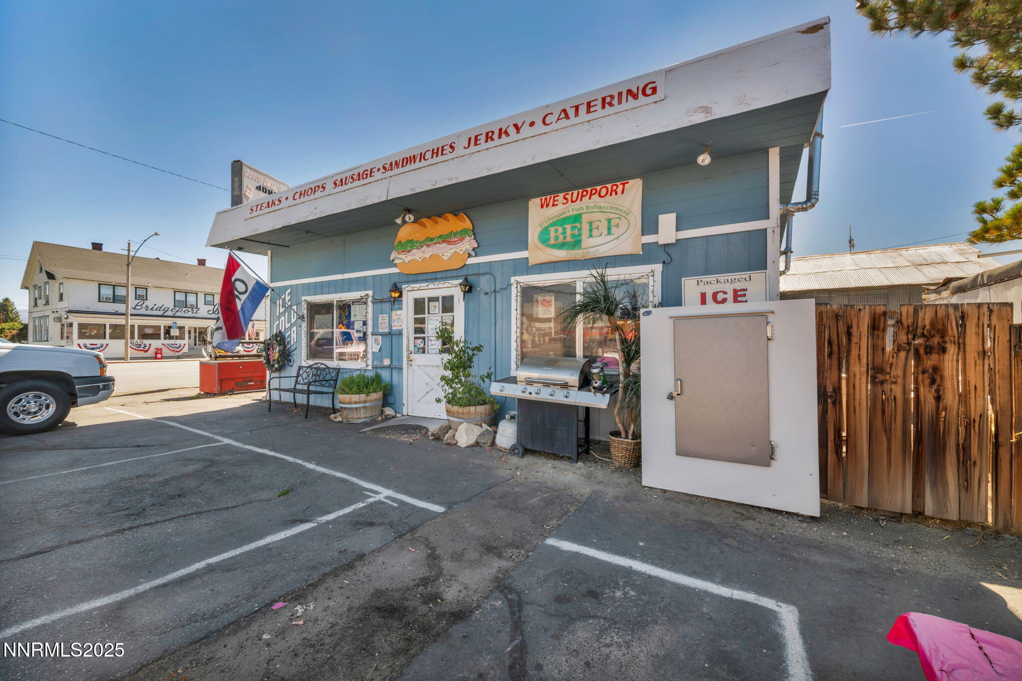 81-web-or-mls-198-main-st[1]