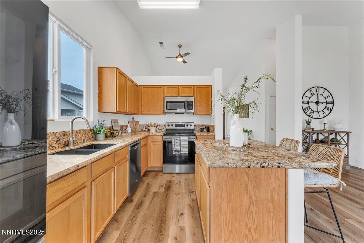 12-9175 Rising Moon Reno NV 89506 2 (12