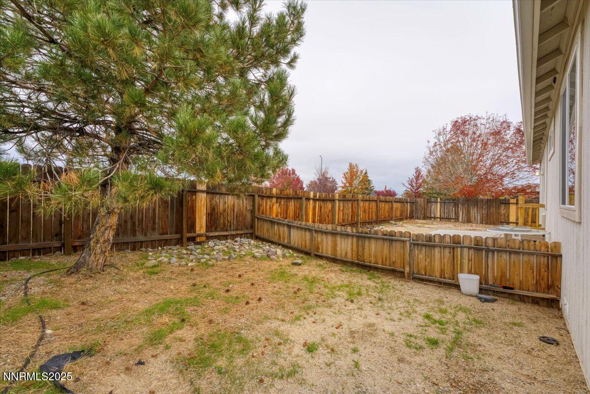 28-9175 Rising Moon Reno NV 89506 2 (28