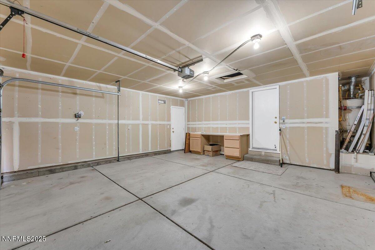 23-9175 Rising Moon Reno NV 89506 2 (23