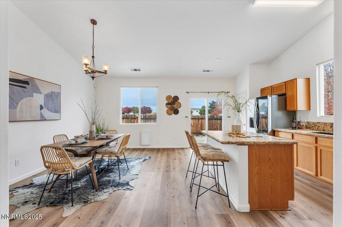 09-9175 Rising Moon Reno NV 89506 2 (9 o