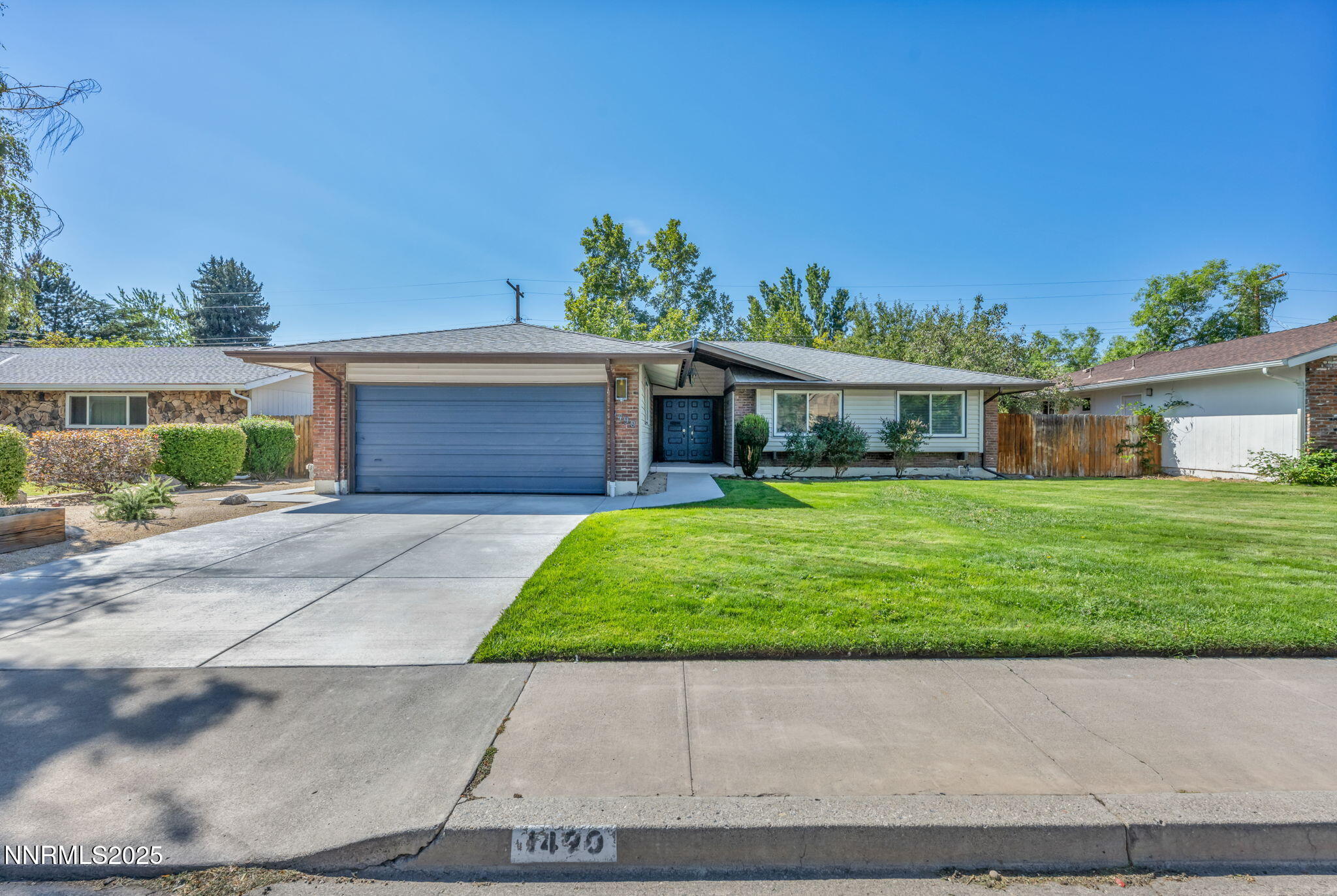 19-web-or-mls-1490-foster-dr