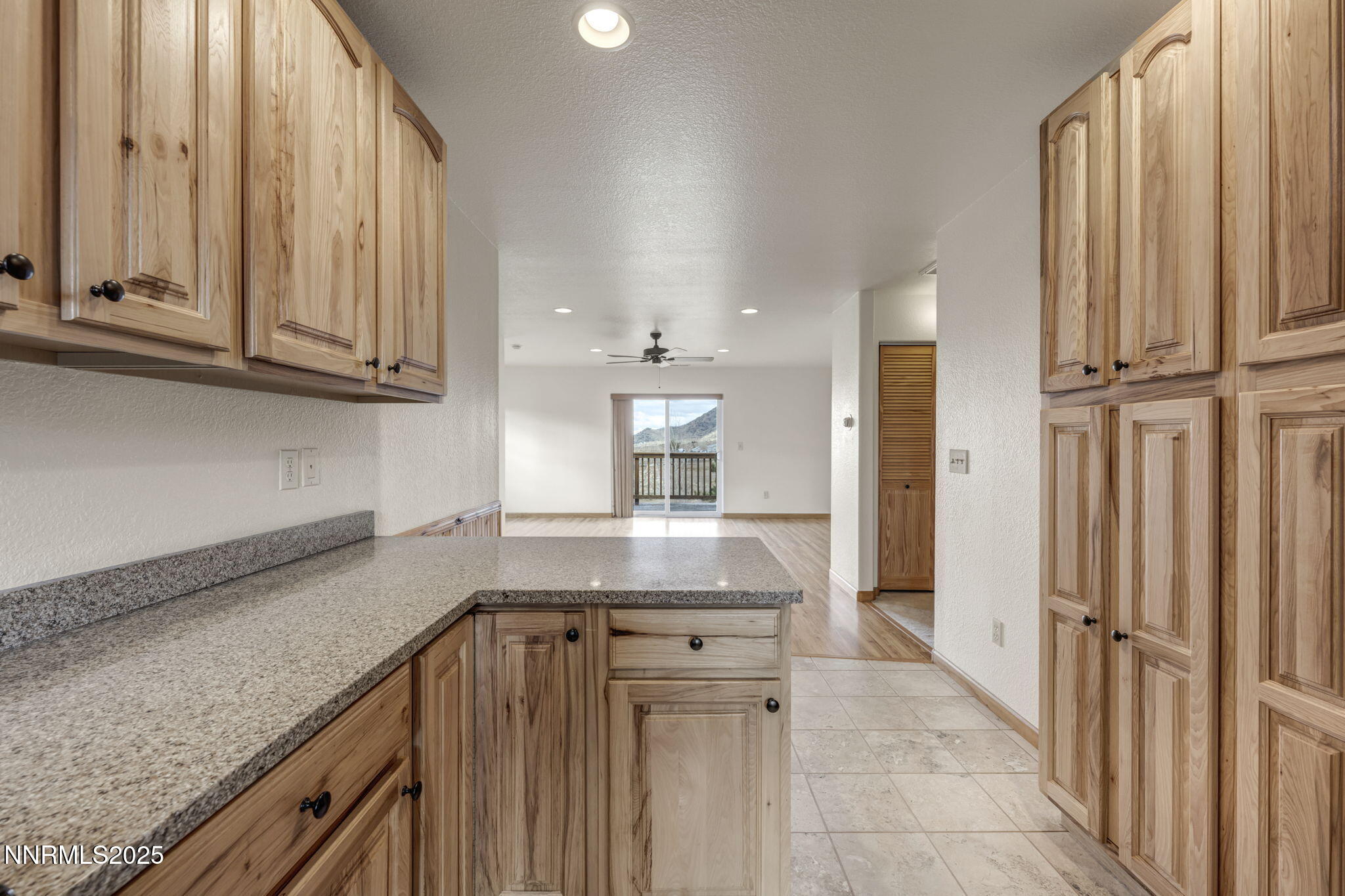 49-web-or-mls-879-east-side-ln