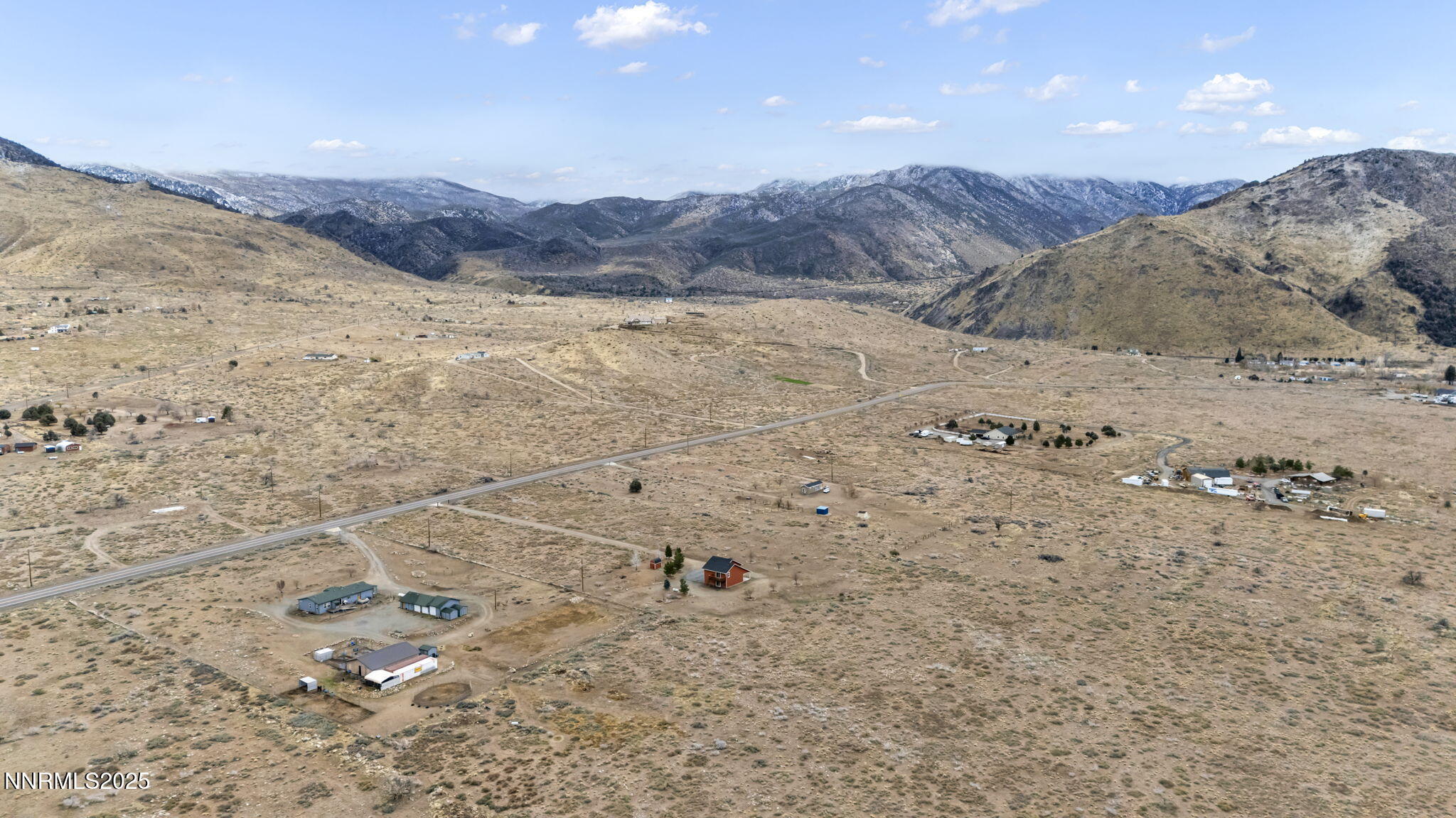 34-web-or-mls-879-east-side-ln