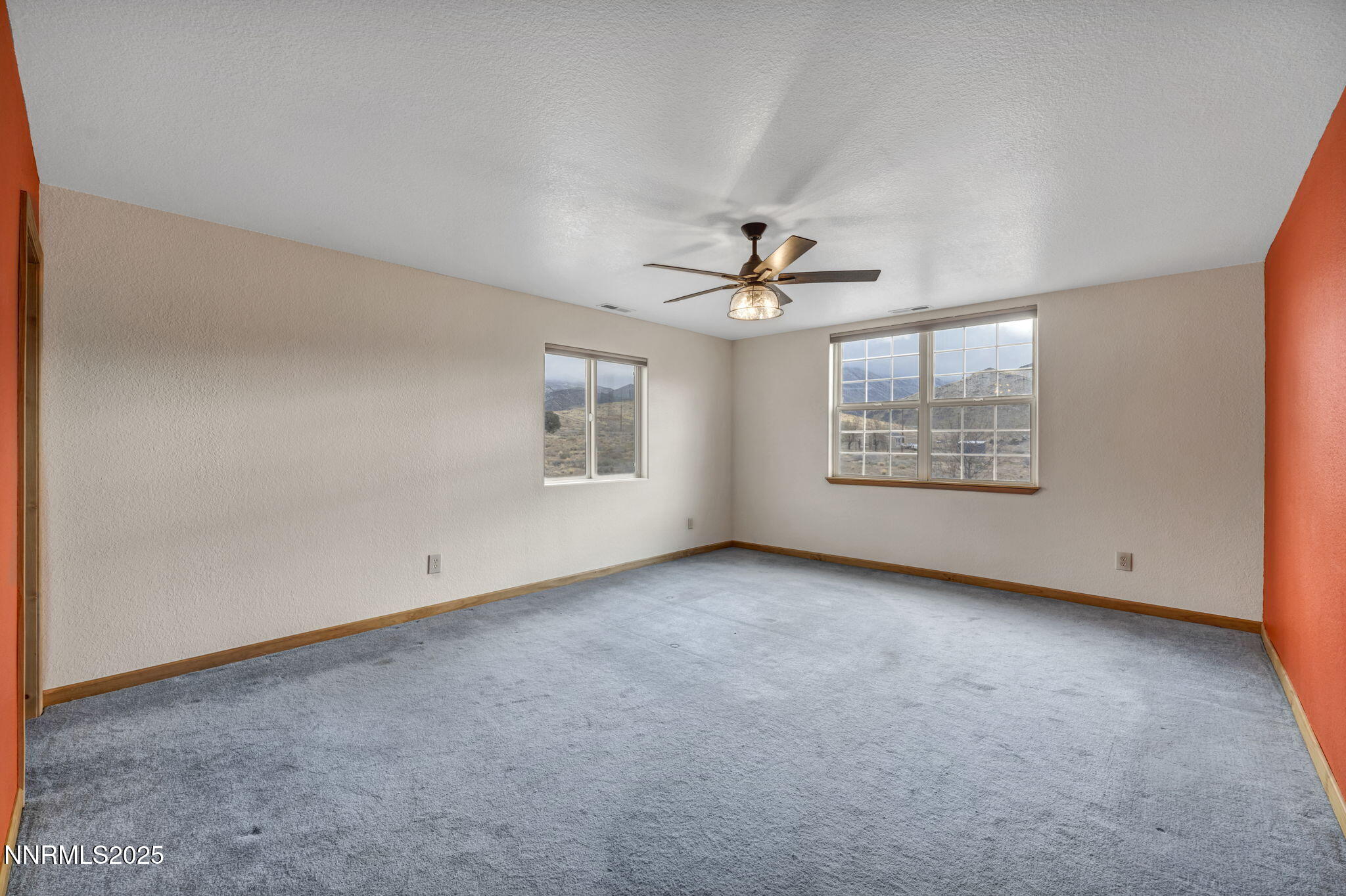 50-web-or-mls-879-east-side-ln