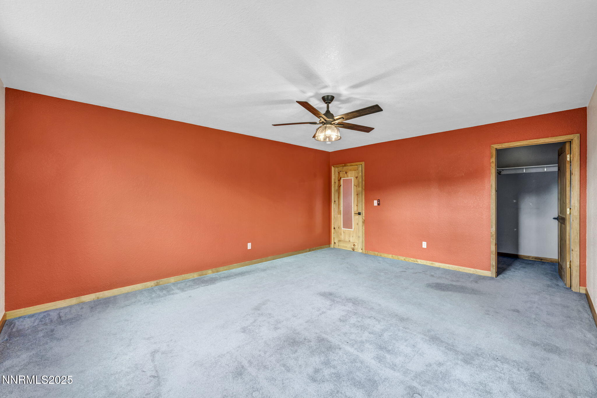 51-web-or-mls-879-east-side-ln