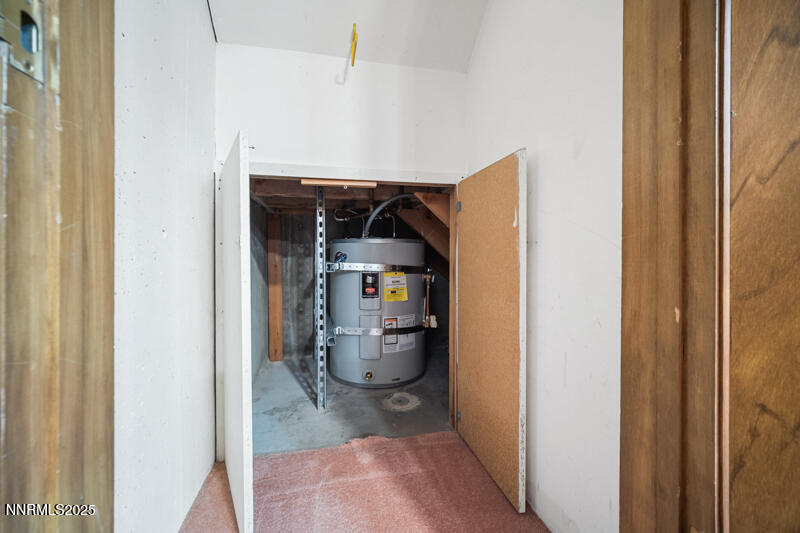 1885 Solari Drive (6 of 16)