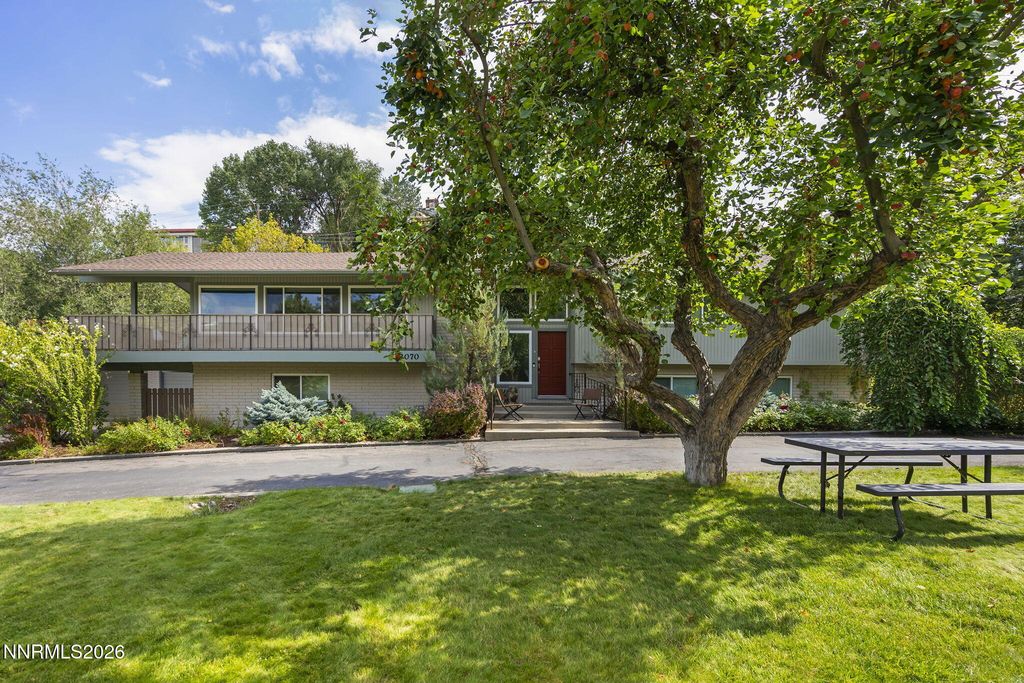 Photo of 2070 Driscoll Drive, Reno, NV 89509 (MLS # 260004180)