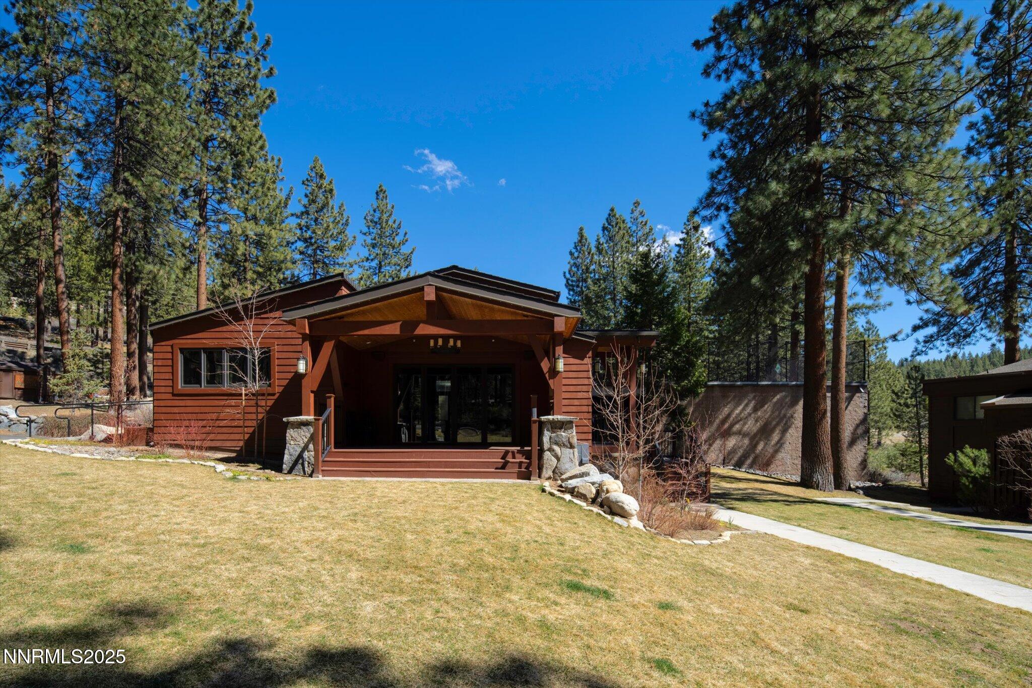 38-Pinewild Clubhouse Exterior