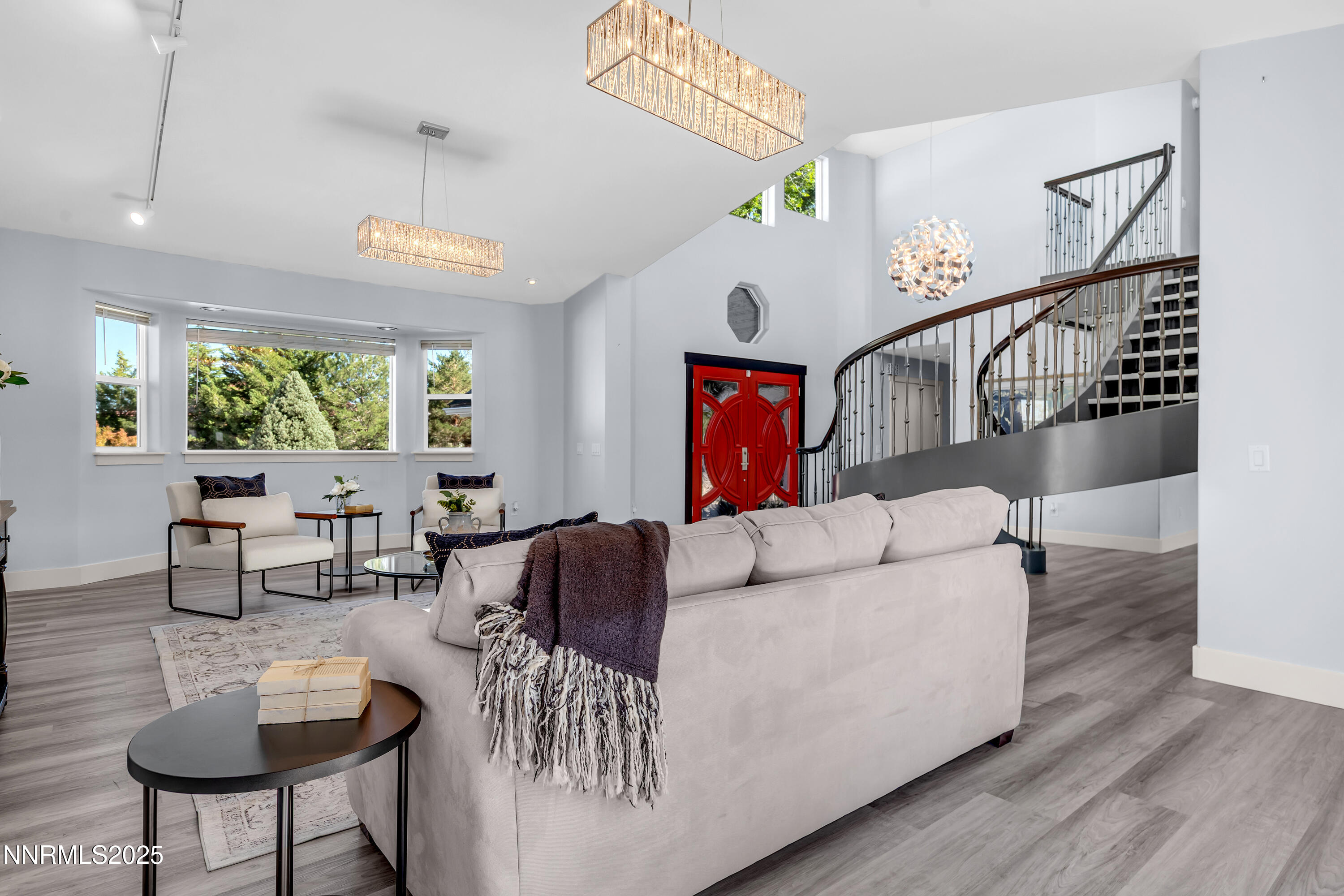 Formal sitting area 2