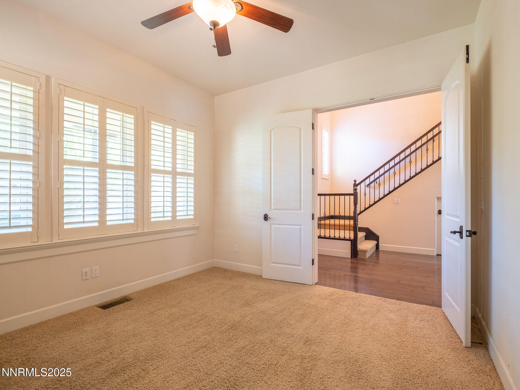 3985 San Donato Loop Reno NV-print-015-0