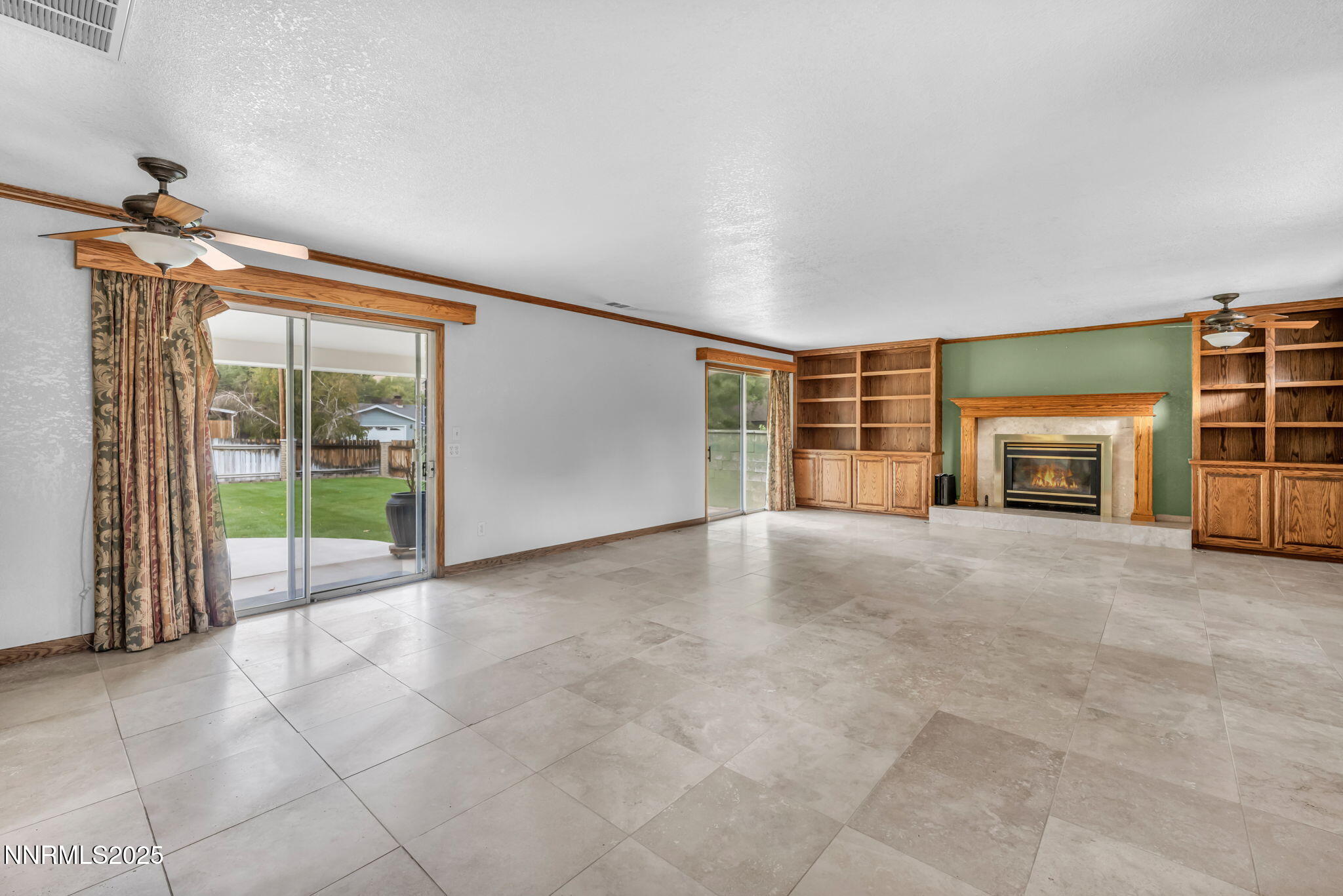 Carson City, Nevada 89703, United States, 3 Bedrooms Bedrooms, ,2 BathroomsBathrooms,Residential,Active,221070