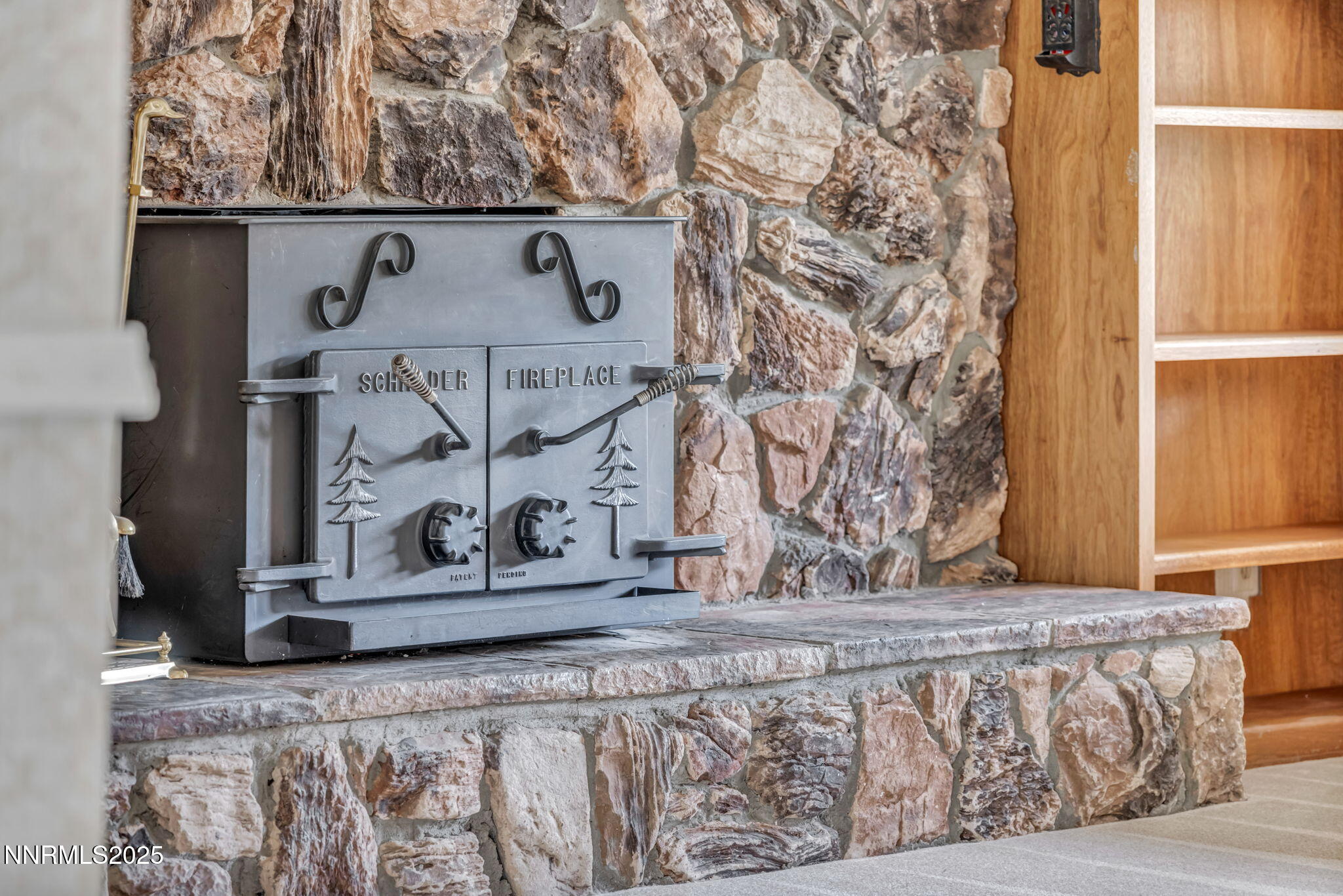 Carson City, Nevada 89703, United States, 3 Bedrooms Bedrooms, ,2 BathroomsBathrooms,Residential,Active,221070