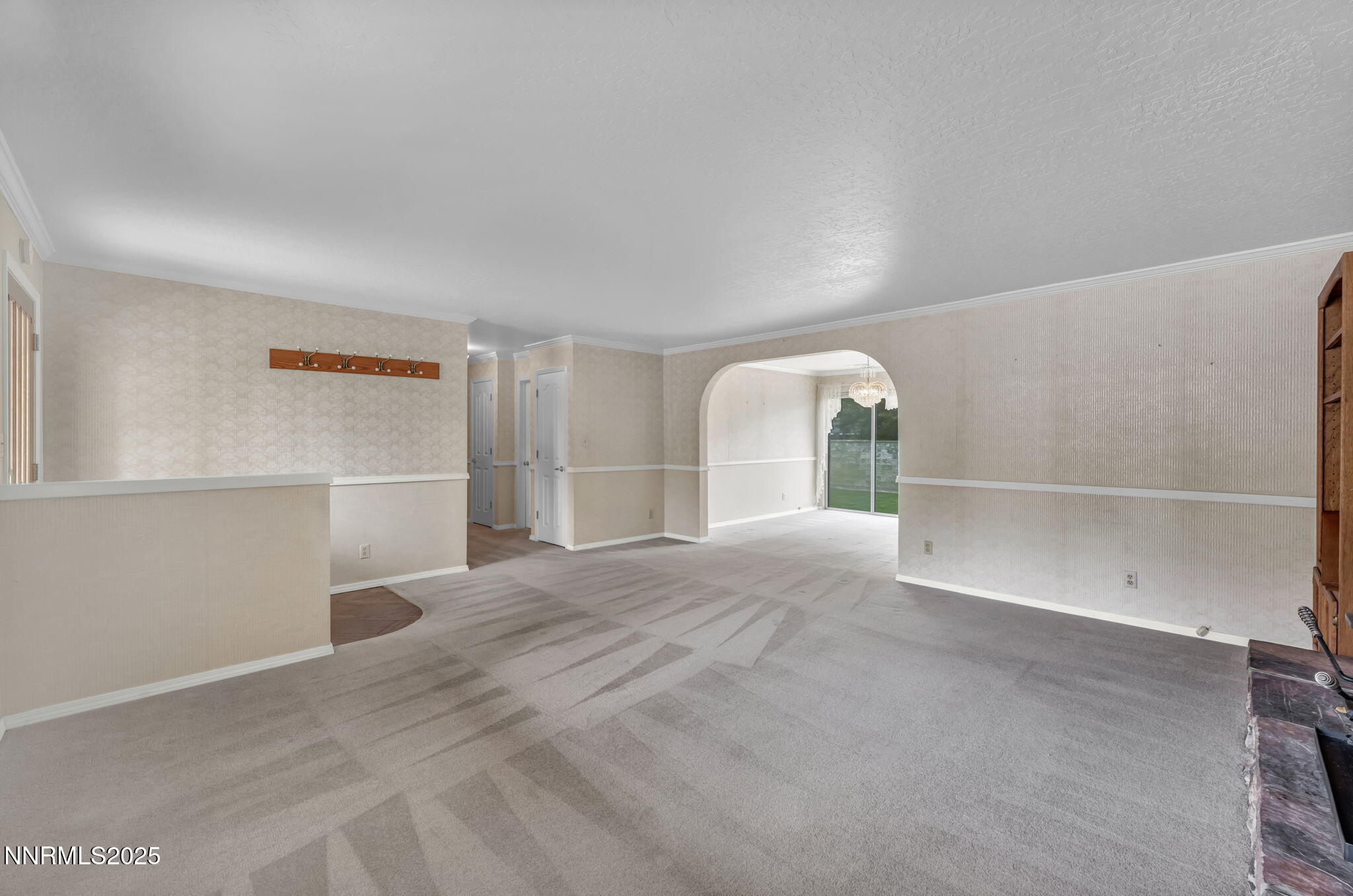 Carson City, Nevada 89703, United States, 3 Bedrooms Bedrooms, ,2 BathroomsBathrooms,Residential,Active,221070