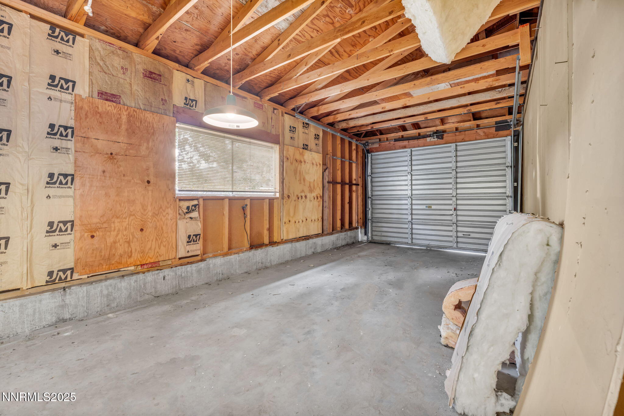 Carson City, Nevada 89703, United States, 3 Bedrooms Bedrooms, ,2 BathroomsBathrooms,Residential,Active,221070