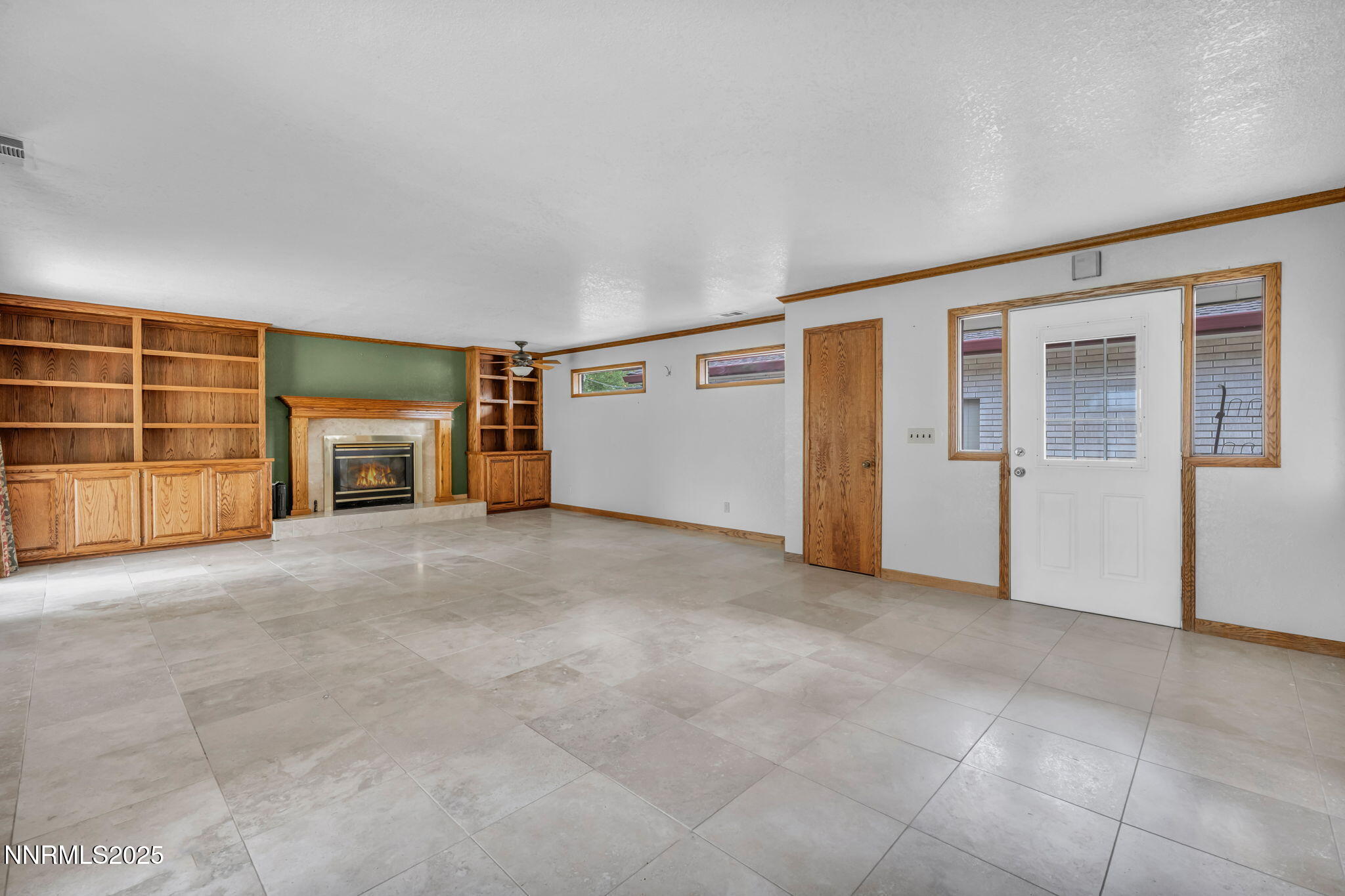 Carson City, Nevada 89703, United States, 3 Bedrooms Bedrooms, ,2 BathroomsBathrooms,Residential,Active,221070