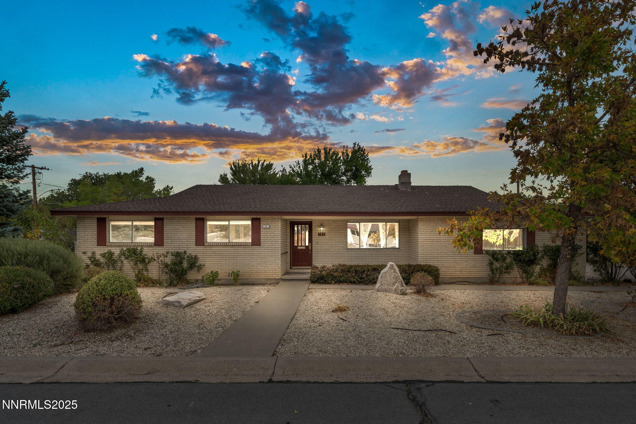 Carson City, Nevada 89703, United States, 3 Bedrooms Bedrooms, ,2 BathroomsBathrooms,Residential,Active,221070