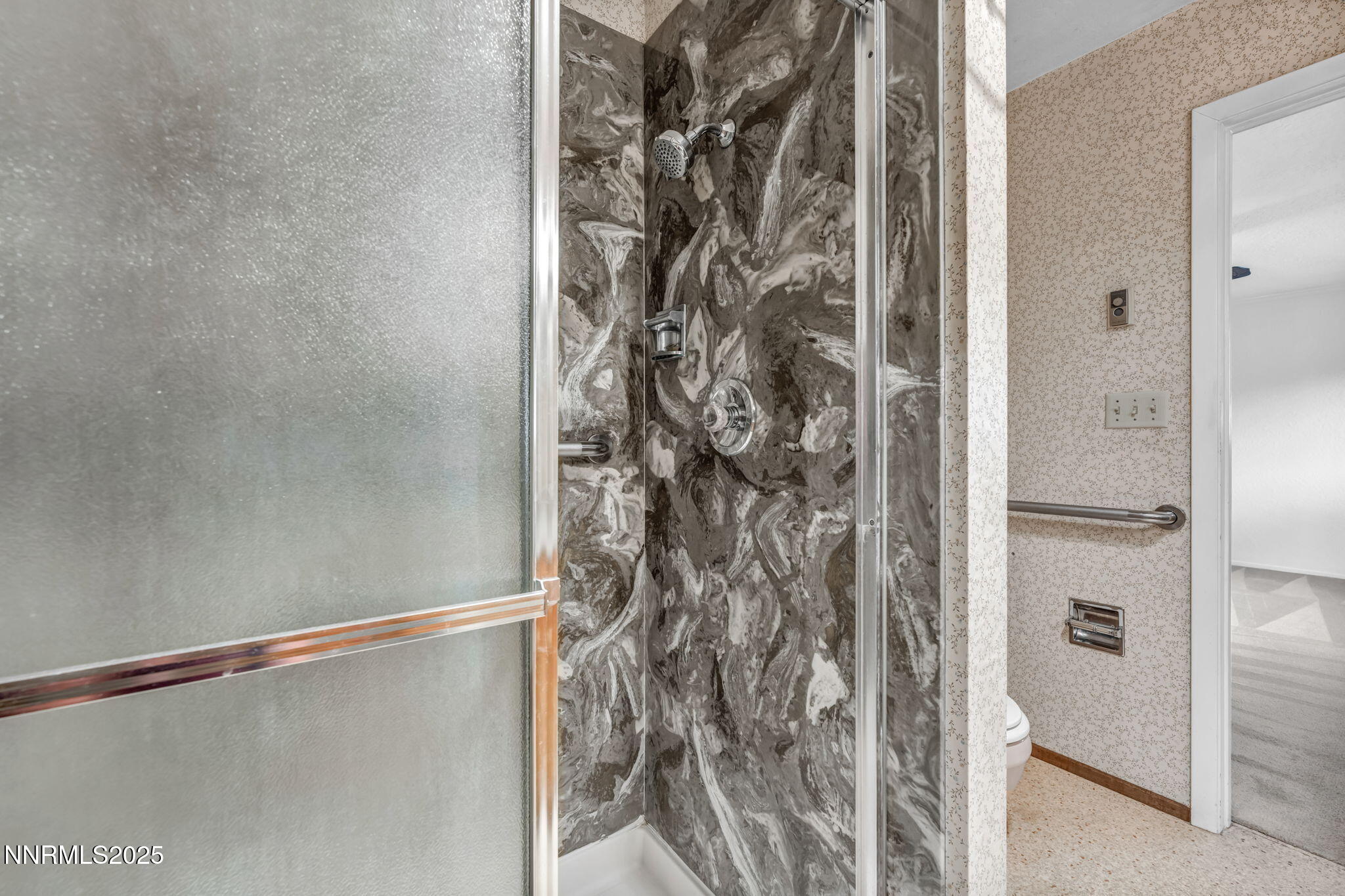 Carson City, Nevada 89703, United States, 3 Bedrooms Bedrooms, ,2 BathroomsBathrooms,Residential,Active,221070