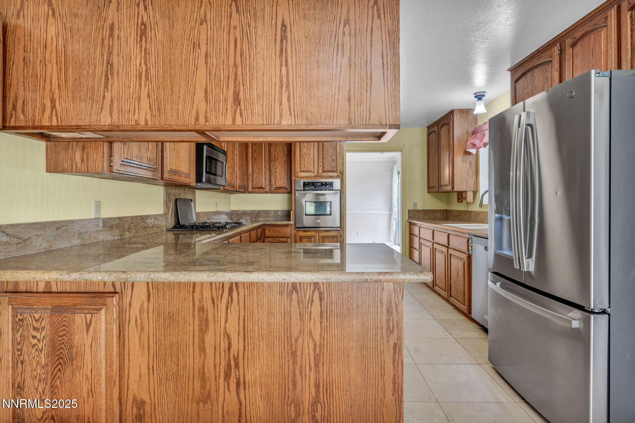 Carson City, Nevada 89703, United States, 3 Bedrooms Bedrooms, ,2 BathroomsBathrooms,Residential,Active,221070