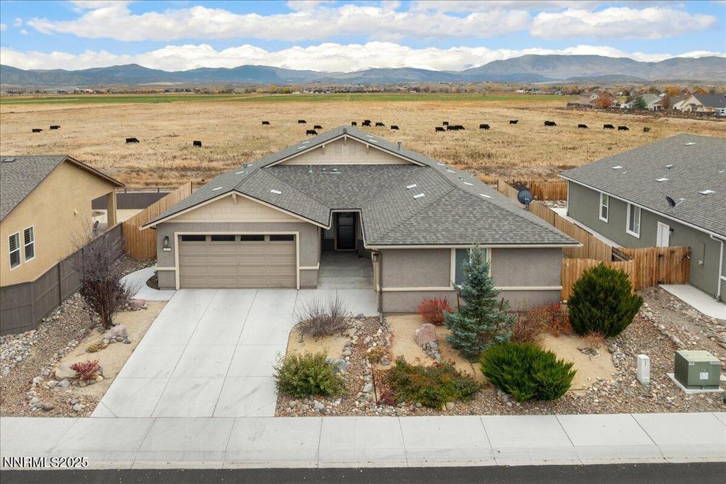 Photo of 1543 Snaffle Bit Drive, Gardnerville, NV 89410 (MLS # 250058065)