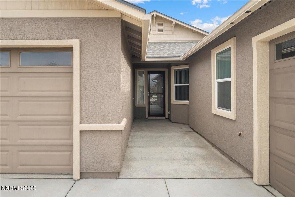 Photo of 1543 Snaffle Bit Drive, Gardnerville, NV 89410 (MLS # 250058065)