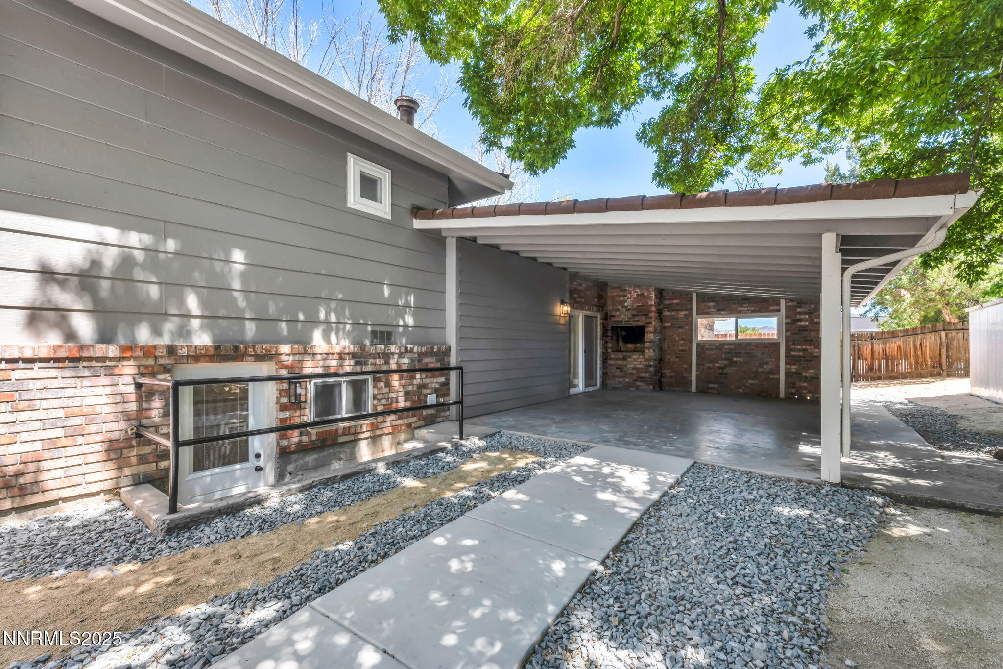 25-web-or-mls-12015-stoney-brook-dr