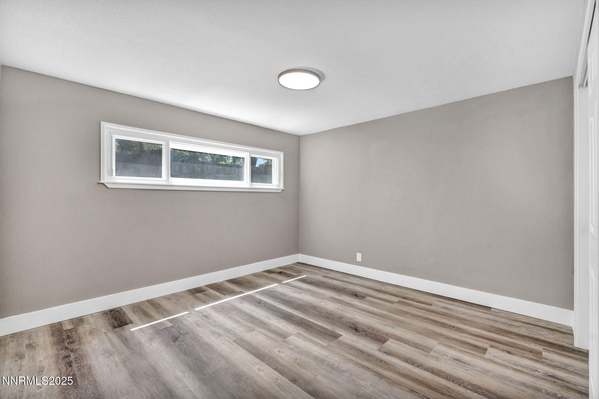 44-web-or-mls-12015-stoney-brook-dr