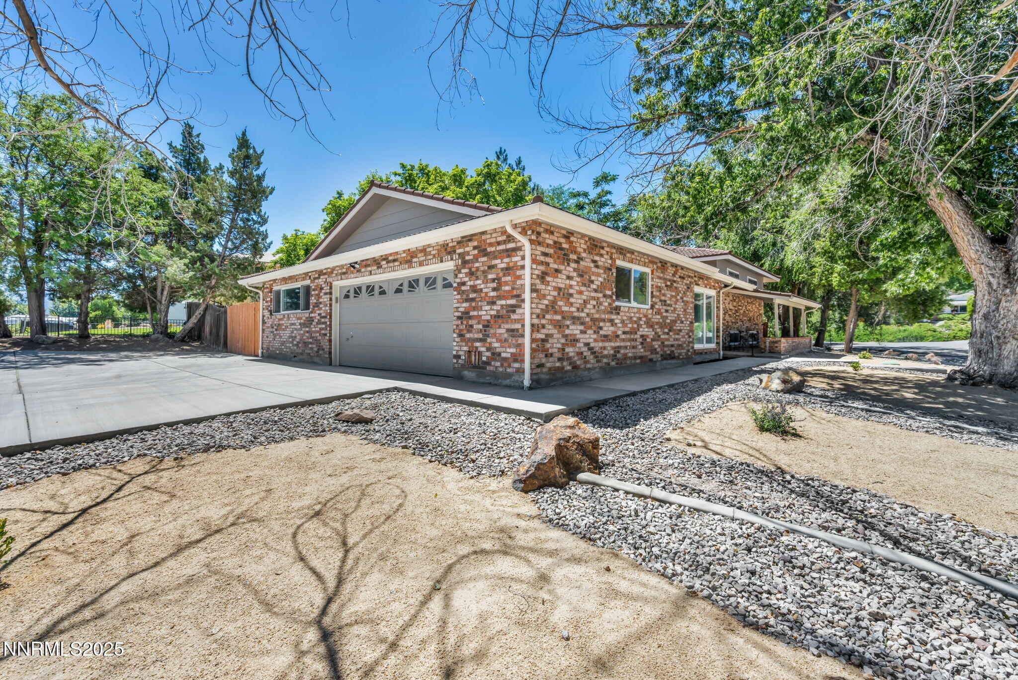 4-web-or-mls-12015-stoney-brook-dr