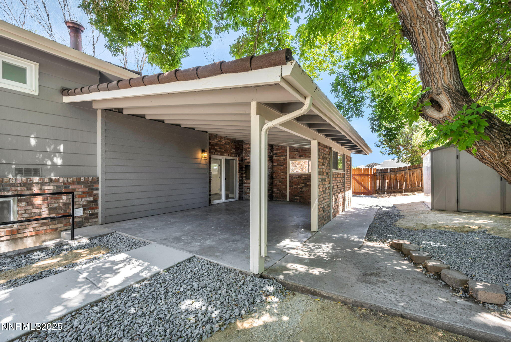 23-web-or-mls-12015-stoney-brook-dr