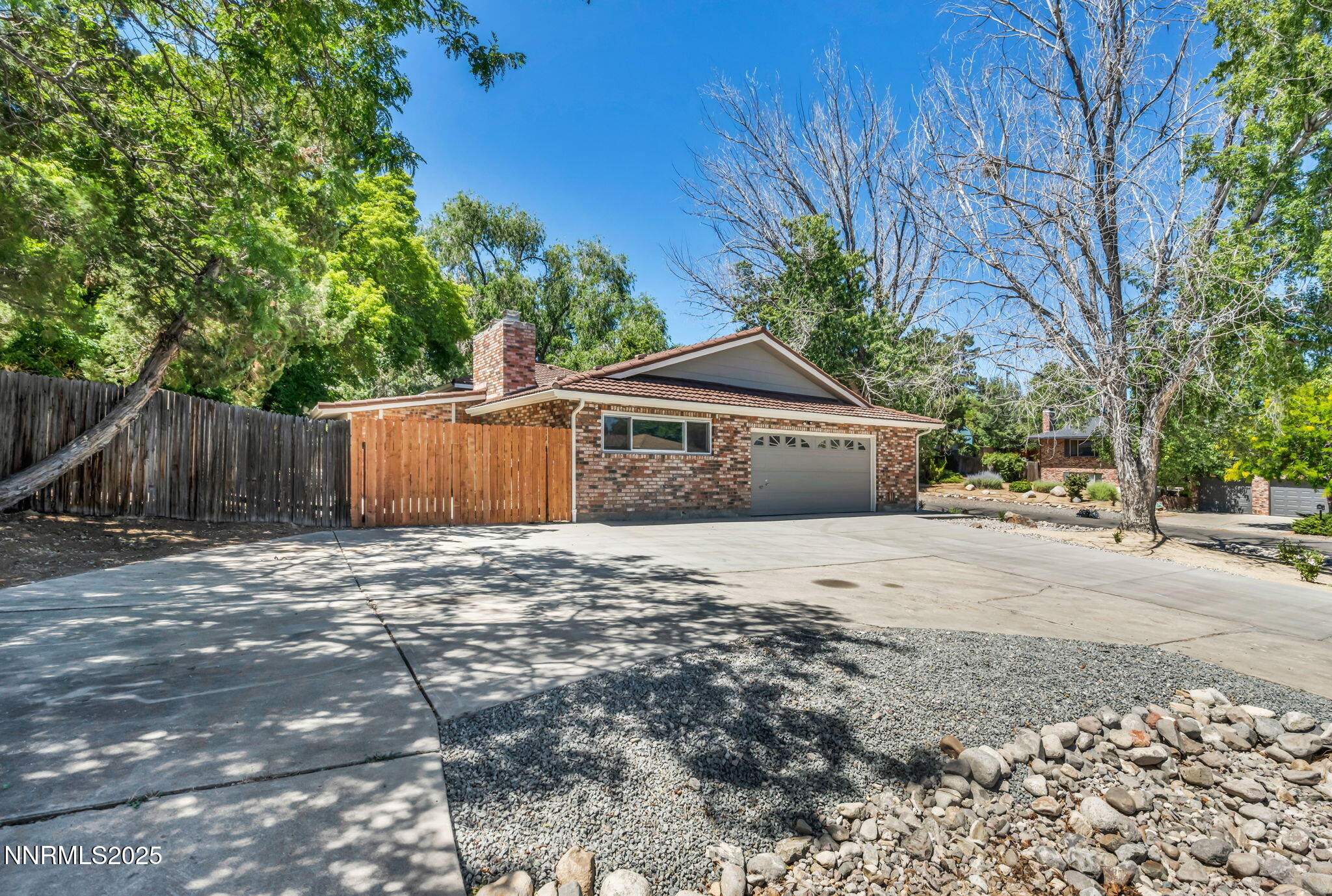 8-web-or-mls-12015-stoney-brook-dr