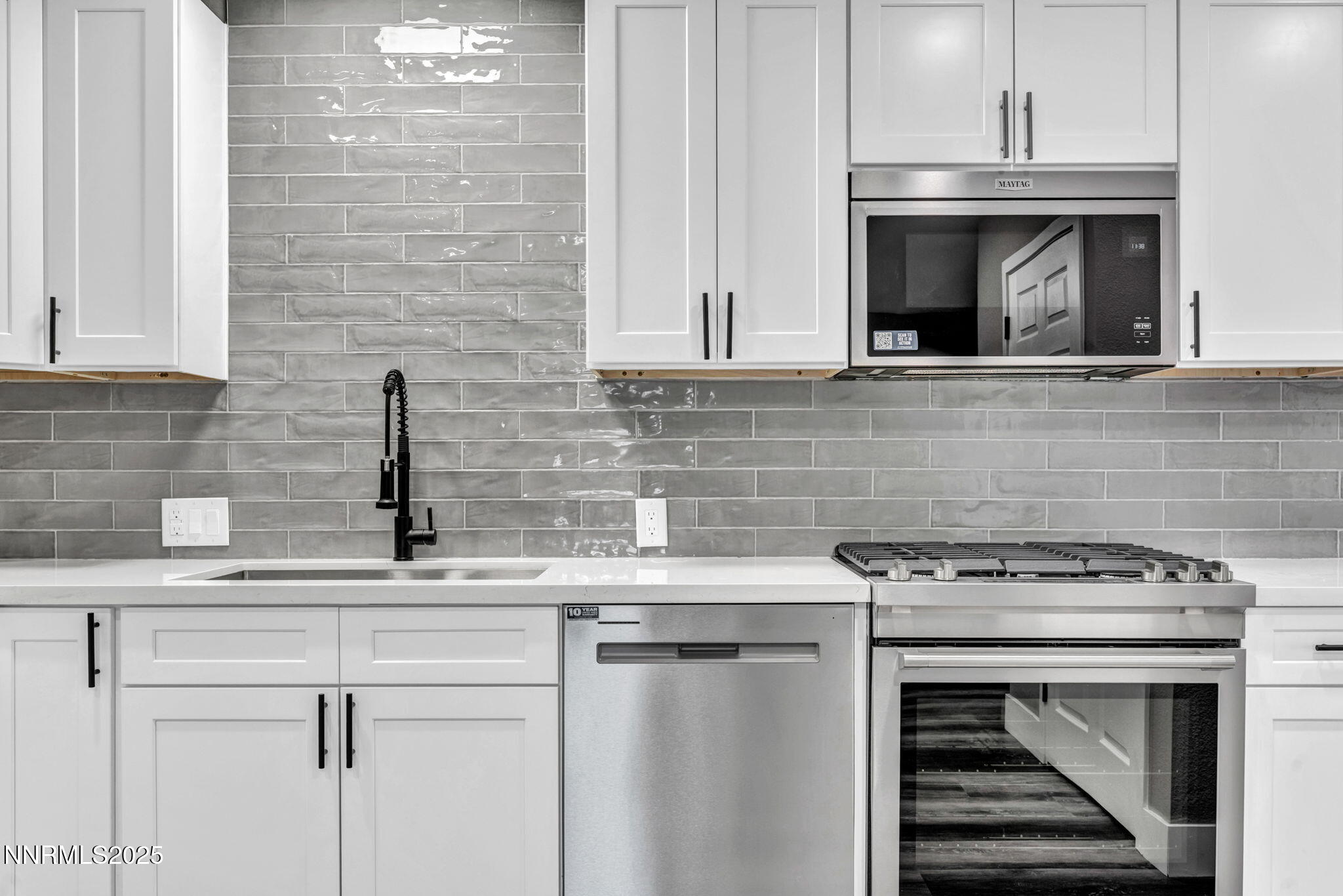 50-web-or-mls-12015-stoney-brook-dr