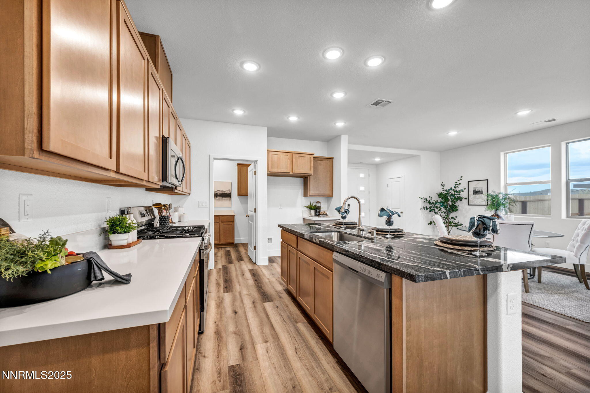 51-web-or-mls-754-shimmer-ct