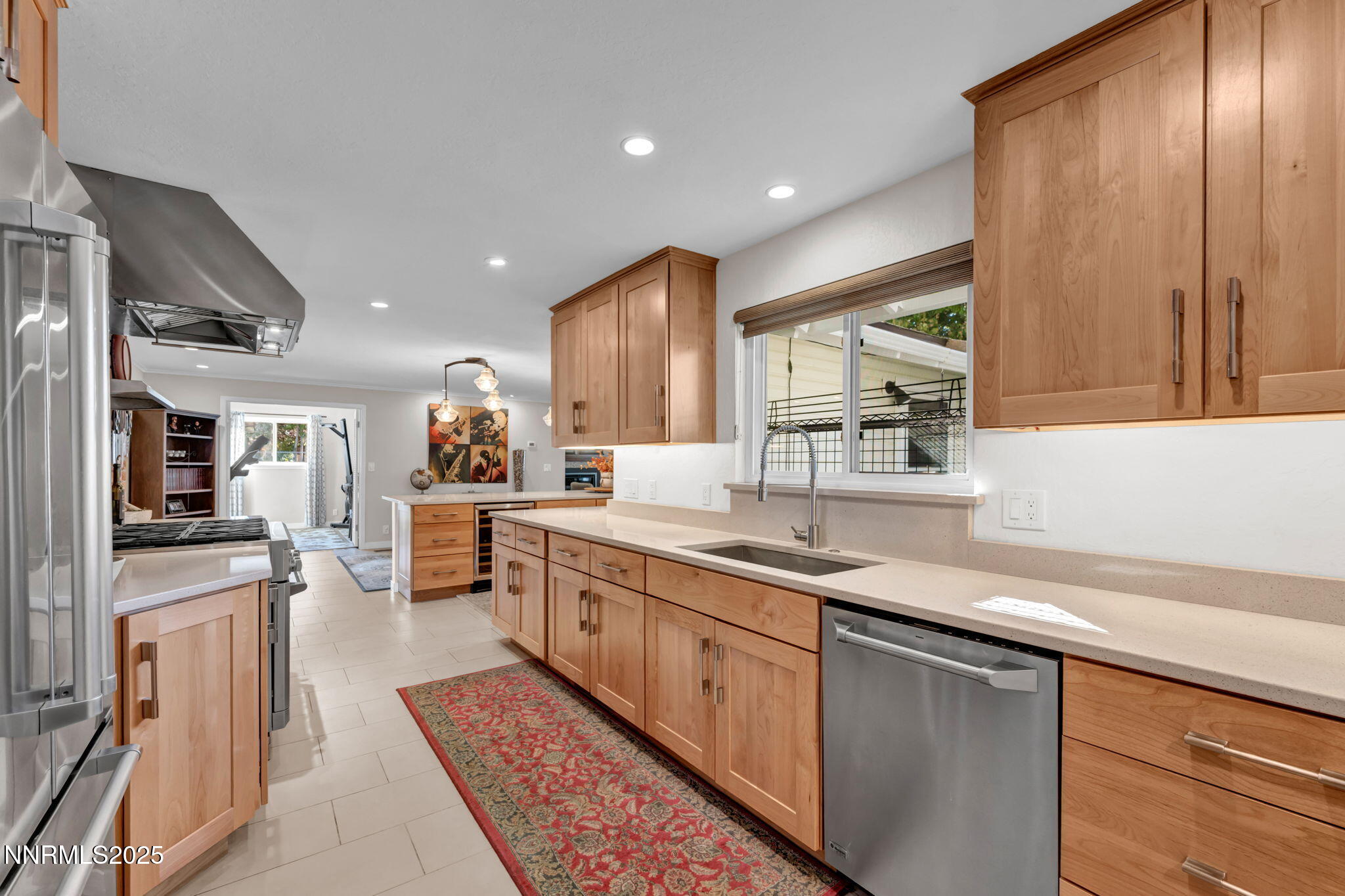 99-web-or-mls-1535-davidson-way