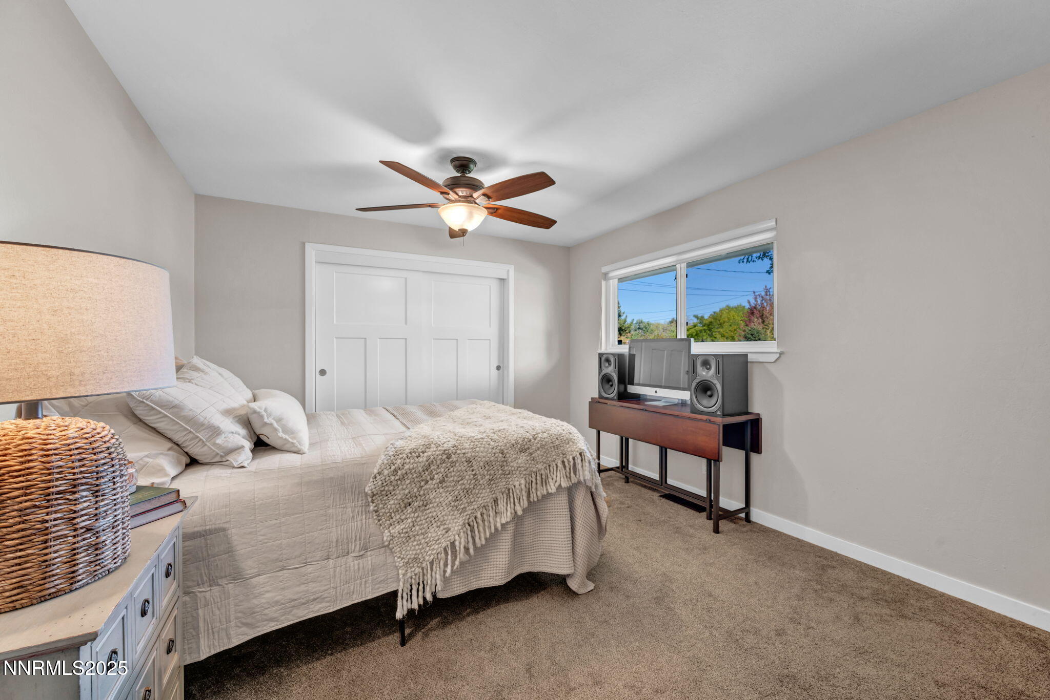 150-web-or-mls-1535-davidson-way