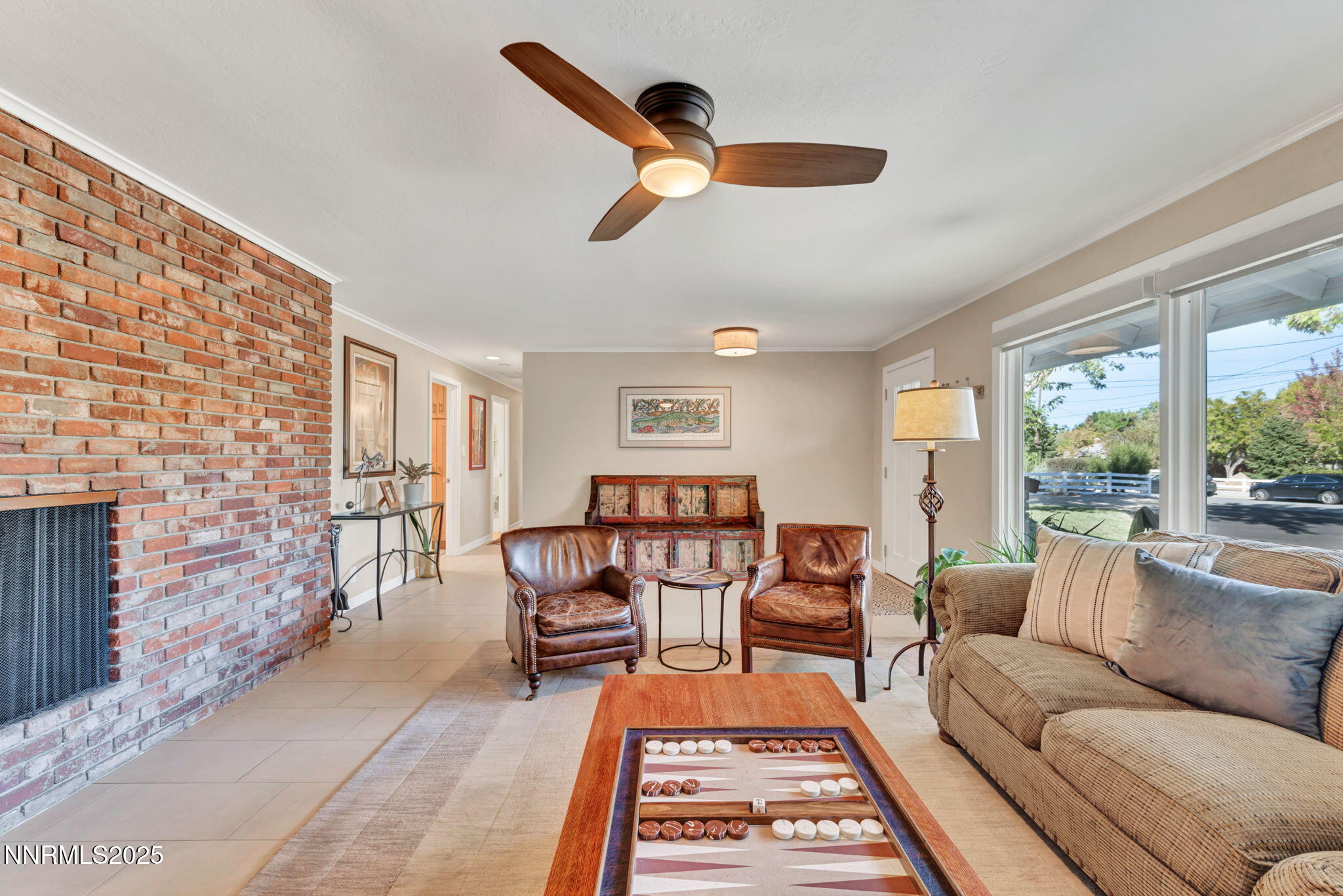 119-web-or-mls-1535-davidson-way