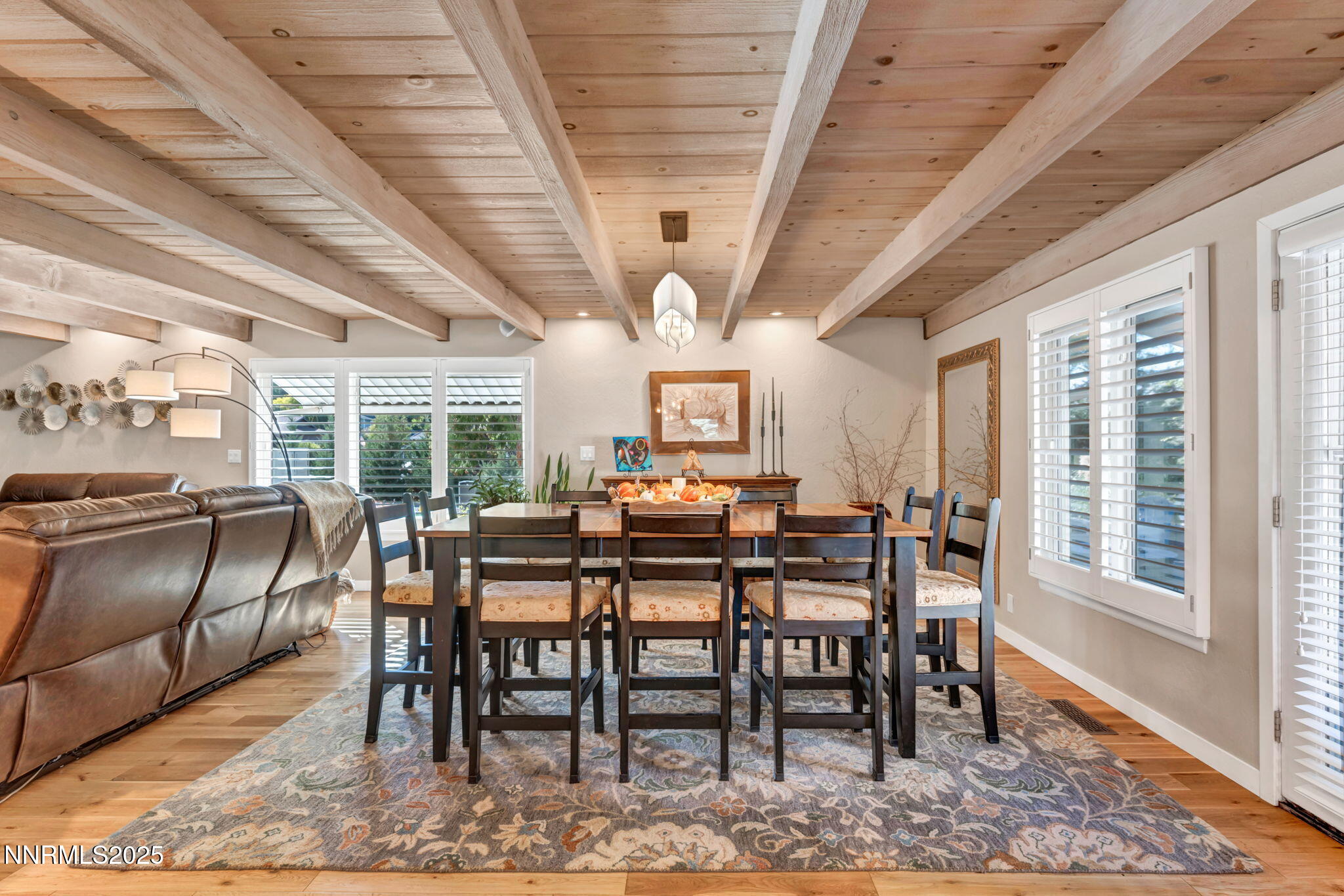 108-web-or-mls-1535-davidson-way