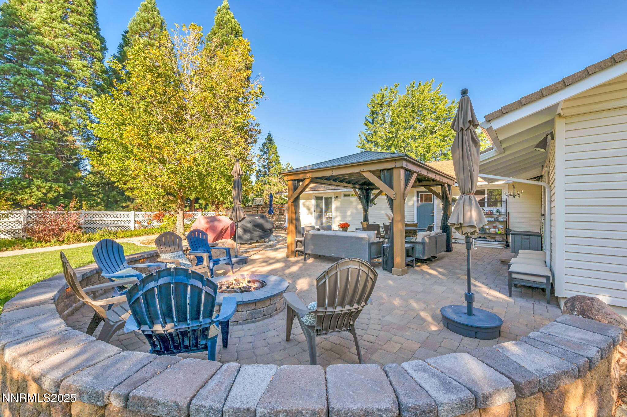 68-web-or-mls-1535-davidson-way