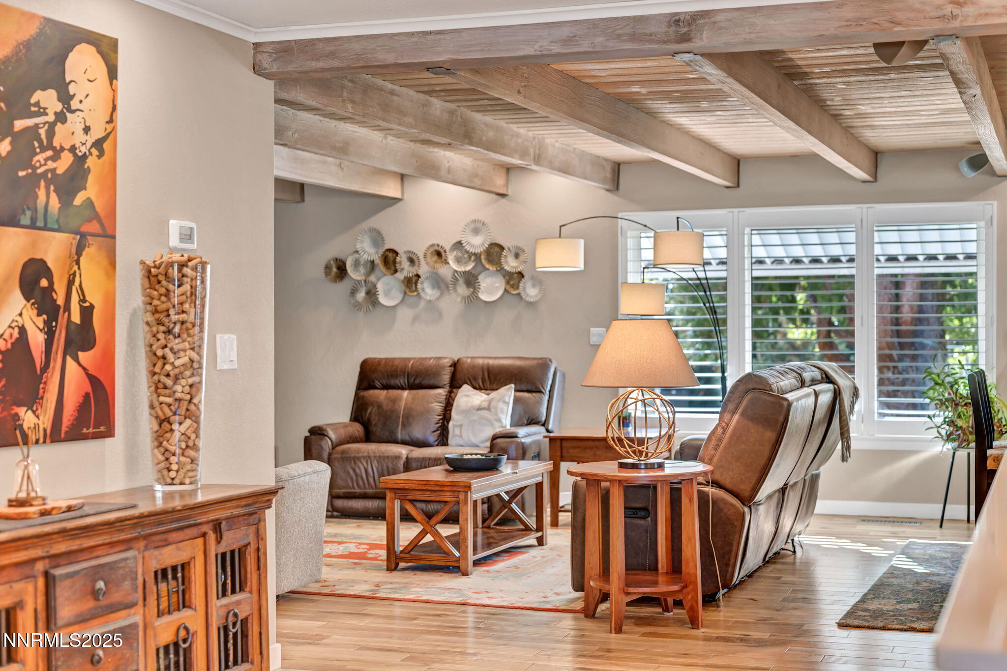 124-web-or-mls-1535-davidson-way