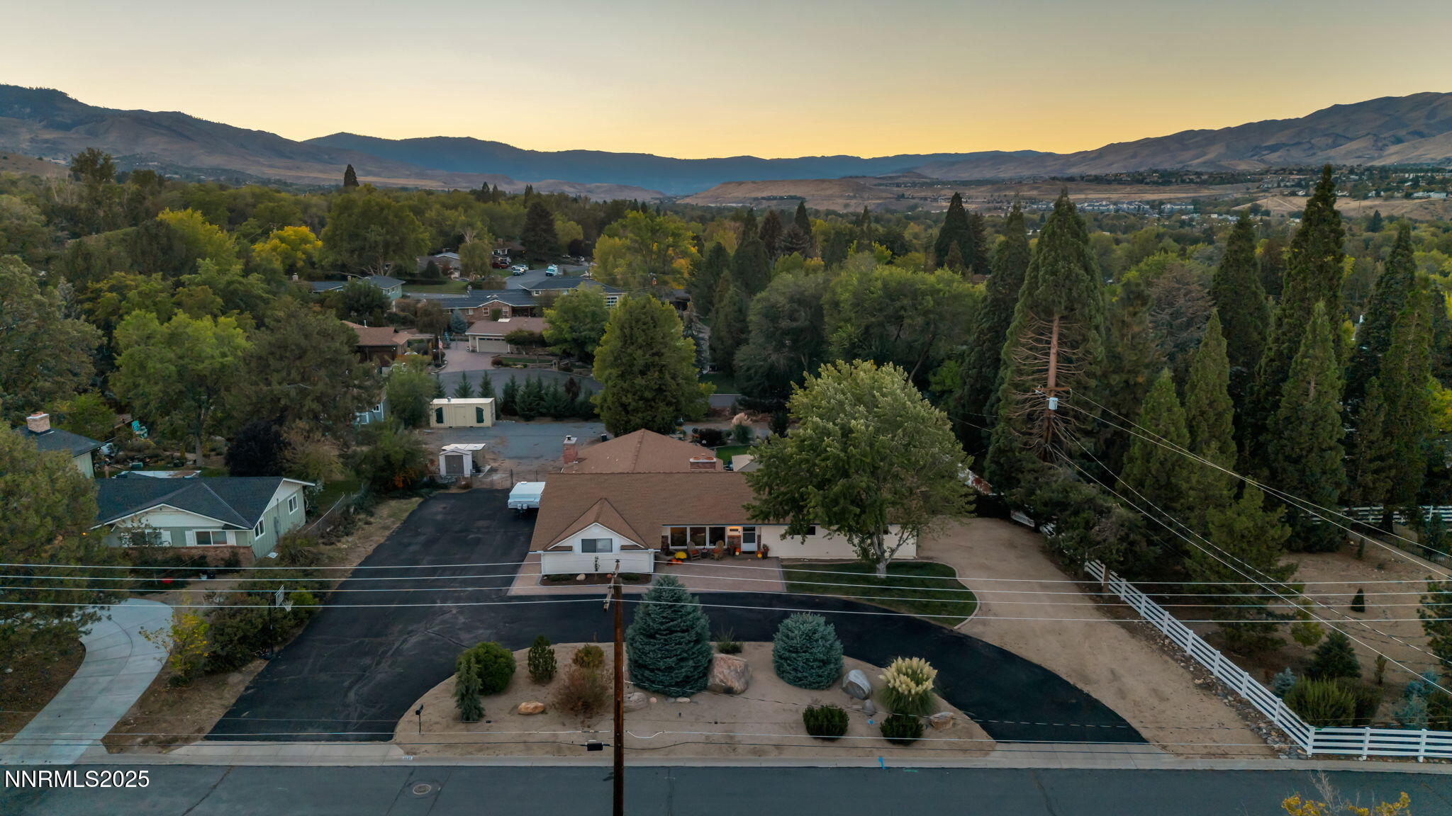 22-web-or-mls-1535-davidson-way